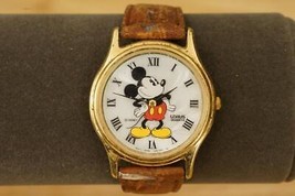 Costume Jewelry LORUS Mickey Mouse Unisex Adult Quartz Watch Lucite Face - $24.74