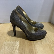 FIONI Night High Heeled Shoes Gold metallic platform Dress womens size 7 - $420.89 MXN