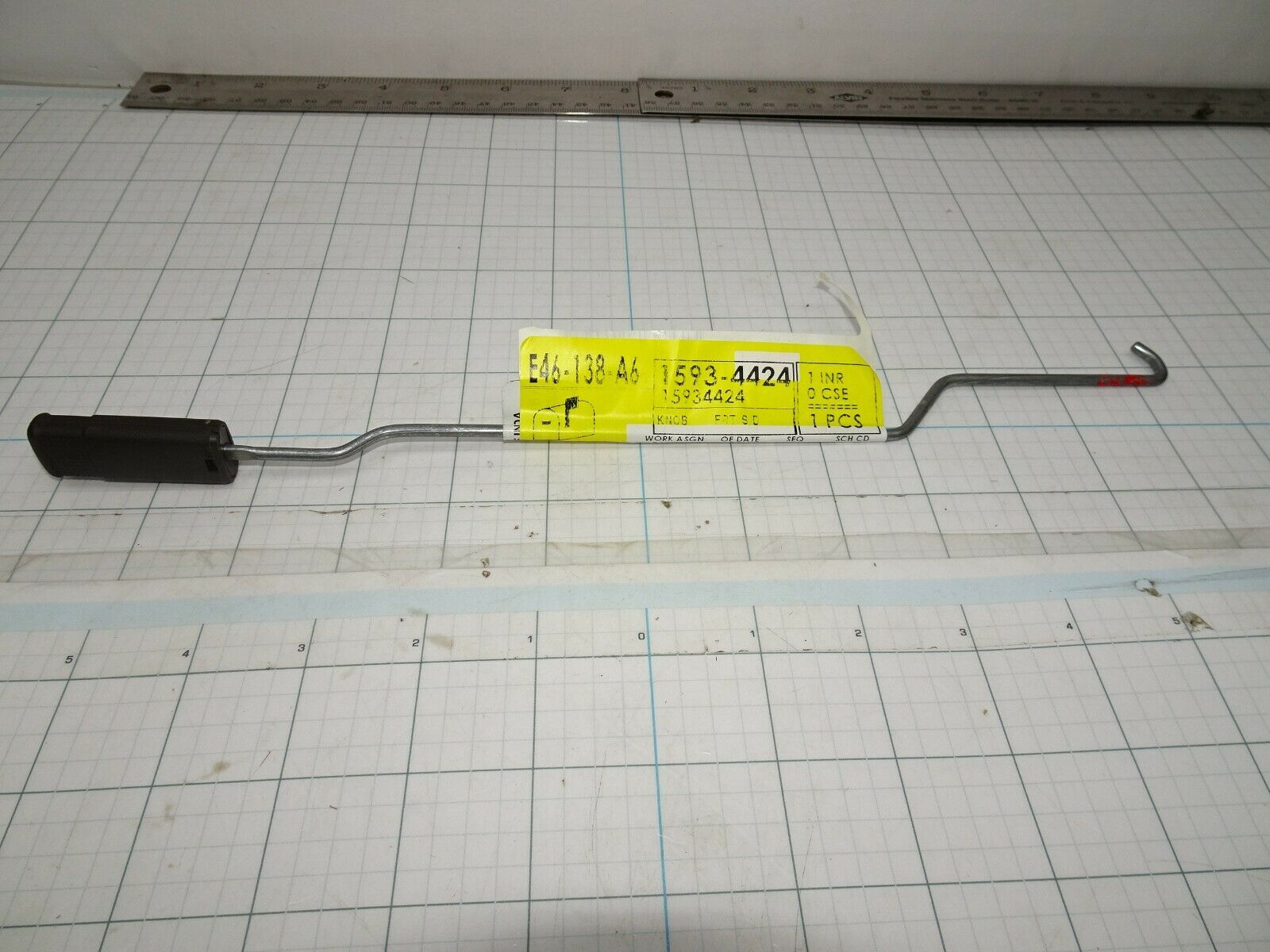 GM 15934424 Door Lock Rod and Knob   OEM NOS - $20.30