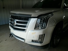 ESCALADE  2015 Spare Wheel Carrier 104882331 - $69.30