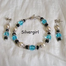 Aqua Sparkle Glass Pearl Bracelet Set - $21.99