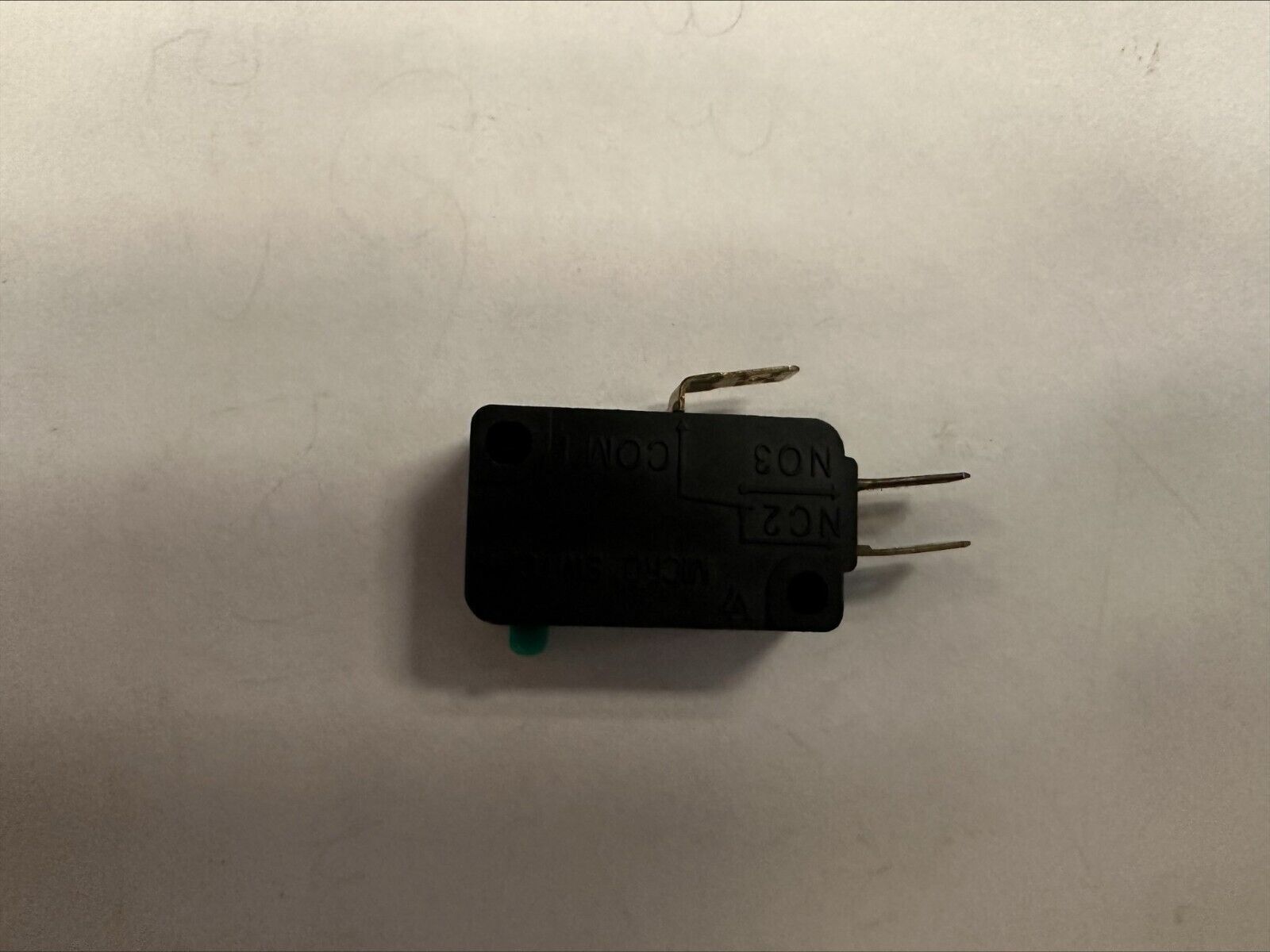 HONEYWELL MINIATURE SNAP ACTION P/N: V7-1S17D8 [USED] - $2.74