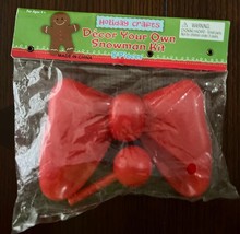 Decorate Your Own Snowman Kit New in Package Red Bow Tie Black Eyes Buttons - $138.49 MXN