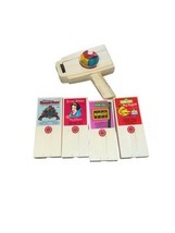 VINTAGE 1973 FISHER-PRICE Movie Viewer and FourCartridges - $372.61 MXN