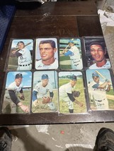 Vintage 1971 Lot of 8 Topps Super Baseball Cards Freehan,Piniella,Horlen,Dierker - £27.39 GBP