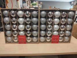 2 Sets of Target Wondershop Silver Gray Shatter Resistant Ornament Set 5... - $462.12 MXN