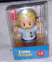 Fisher Price Little People Dad with Sunglasses Figure New - $107.94 MXN