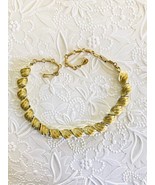 Beautiful CORO Necklace! 17 Inches - $14.75
