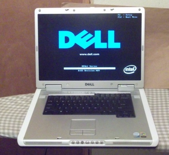 Dell Inspiron E1705 17&quot; 2.16GHz Intel NVIDIA Quadro FX 2500M (512MB) 2GB... - $39.00