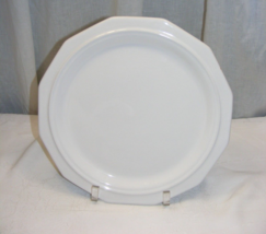 Vintage Pflatzgraff Pottery Heritage White 10 1/2&quot; Dinner Plate USA 8-d - $553.18 MXN