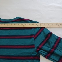 No Boundaries Crewneck Men’s Green & Red Stripes T-Shirt Size S (34-36) image 11