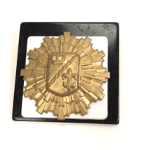 Vintage Brooch Plastic Pin Retro Brass Crest shield 80s 90s Mod - £10.26 GBP