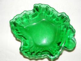 Vintage Anchor Hocking Forest Green Glass Maple Leaf Dessert Nut Bowl a - $368.72 MXN