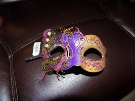 Laser-Cut Masquerade Mask Gold/Purple NEW - £18.08 GBP