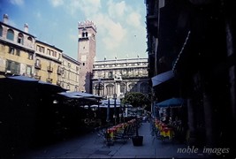 1967 Piazza Erbe Venetian Column People Verona Italy Kodachrome 35mm Color Slide - £2.78 GBP