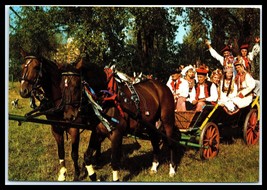 POLAND Postcard - Krakow, Horse &amp; Wagon, Native Dress / Folk Costumes M54 - £2.21 GBP