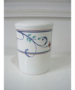 Mikassa Intaglio Annette Stoneware China Salt Shaker 4 Holes Top - €4,26 EUR