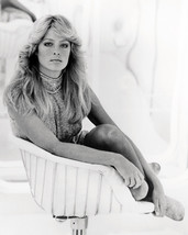 Farrah Fawcett Logan&#39;s Run 8x10 Photo Beautiful Barefoot Portrait - £6.28 GBP