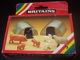 54MM 1/32 Metal Britains Farm Animal Shelters - £19.57 GBP