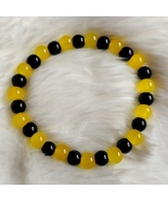 Bumblebee black and yellow glass bead bracelet. - $7.00