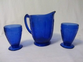 Vintage J EAN Nette Glass Cherry Blossom Cobalt Blue Pitcher &amp; 2 Glasses - £24.37 GBP
