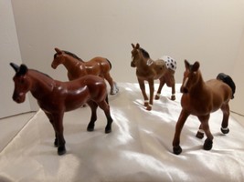 Vintage Lot of 4 Miniature Funrise Hard Rubber Plastic Horses 1988 - £11.87 GBP