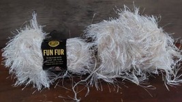 Lion Brand Fun Fur Yarn Ivory 2 Skeins 1.75oz 64 Yard Bulky 5 Crochet Knit - £11.00 GBP