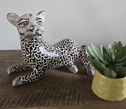 Mexican Clay Pottery Cheetah Cat Animal Figurine Chiapas Folk Art Sculpt... - $1,086.41 MXN