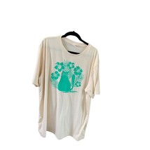 Cat Lady Womens Size XL Cream Colored Cat Tshirt Shirt Tee Green Cat - £11.89 GBP