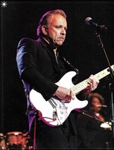 Jimmie Vaughan Fender Stratocaster guitar 5-page article with 3 photos - £3.31 GBP