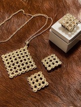 Hard to Find - Vtg CATHE Signed Gold Tone  Beehive Necklace Set w/free ring - £26.73 GBP