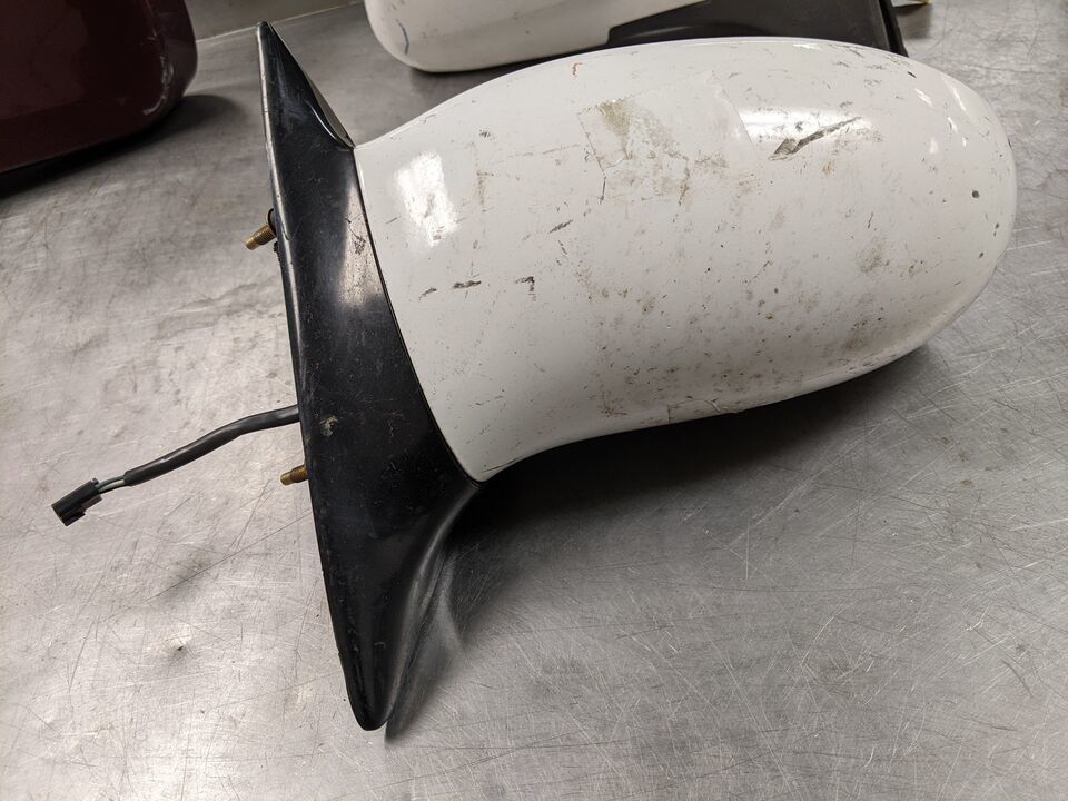 Driver Left Side View Mirror For 99-04 Oldsmobile Alero  2.2 - $60.24