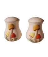 Vintage 1970&#39;s Arnels Painted Mushroom Salt Pepper Shakers MCM - £15.43 GBP