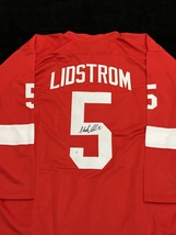 Nicklas Lidstrom Signed Detroit Red Wings Hockey Jersey COA - £156.48 GBP