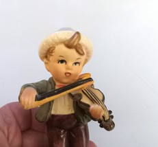 Vintage Boy Playing the Fiddle (Violin) Figurine - £15.93 GBP