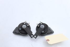 05-11 MERCEDES-BENZ SLK300 HIGH & LOW TONE HORNS PAIR Q4685 image 6