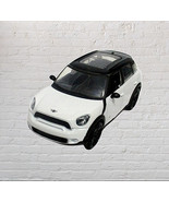 Mini Cooper S Countryman White MotorMax Scale 1:43 - $53.38 CAD