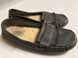 UGG Womens Lonna Genuine Sheepskin Slip On Leather Black Moccasins Shoes Size 7 - £19.77 GBP