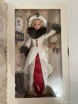 Beautiful NEW Holiday Memories Barbie 1995 Hallmark Special Edition Mattel 14106 - £18.78 GBP