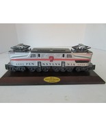 1989 AVON SCULPTURE PENNSYLVANIA GG-1 BY LIONEL TRAINS WITH DISPLAY BASE  - $9.85