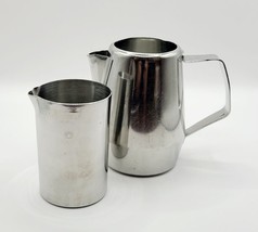 Vintage Adcraft &amp; International Stainless Steel Creamers Pitchers set of Two - £6.67 GBP
