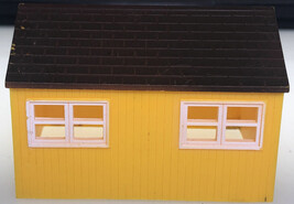 HO Scale Yellow House - $9.78