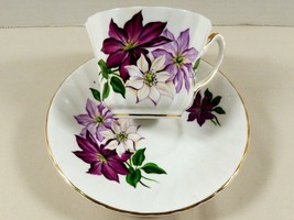VTG Royal Kendall  Fine Bone China England Tea Cup &amp; saucer set Poinsettia Flora - £19.55 GBP