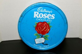 Vintage Cadbury&#39;s Roses Chocolates Blue Floral Tin Dublin Ireland 9.5&quot; R... - £29.98 GBP
