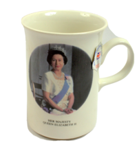 Queen Elizabeth II 1977 Jubilee Churchill Mug England w Sticker Never Used - £12.42 GBP