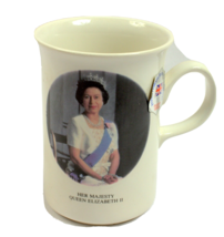 Queen Elizabeth II 1977 Jubilee Churchill Mug England w Sticker Never Used - £11.79 GBP