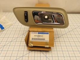 Ford AG1Z-5422600-AC Interior Door Handle Right RH Passenger - $33.84