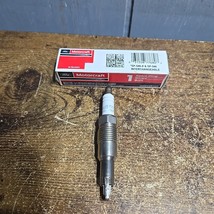 Genuine OEM Motorcraft SP546X Ford PZK14FX SP546 PZK14F Spark Plug - $275.41 MXN