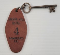 *B43) Manor Hill Hotel Somerset Pennsylvania Skeleton Room Key Leather F... - $1,818.96 MXN