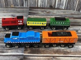 Lot of 5 Wooden Magnetic Train Cars - Compatible w/ Brio &amp; Thomas  - £9.12 GBP